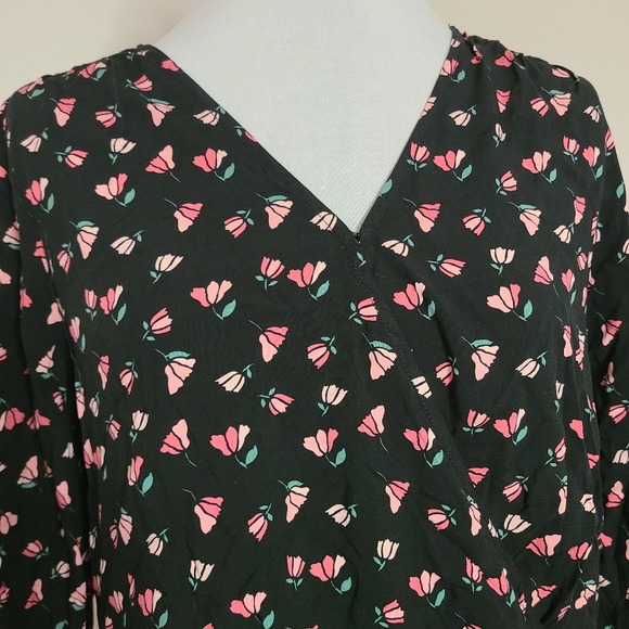Ricki's Pink Floral Print Blouse Top - Picture 2 of 5